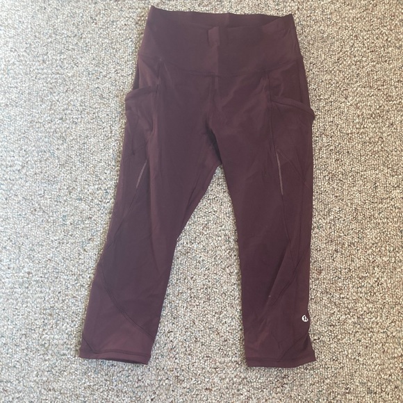 Lululemon Maroon Crop with Mesh pockets - Picture 1 of 5